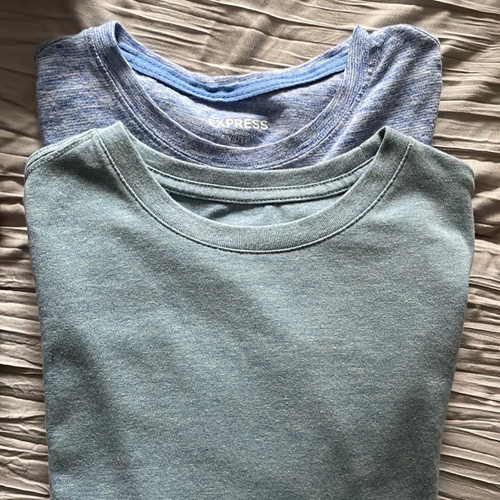 2 Blue tee shirts